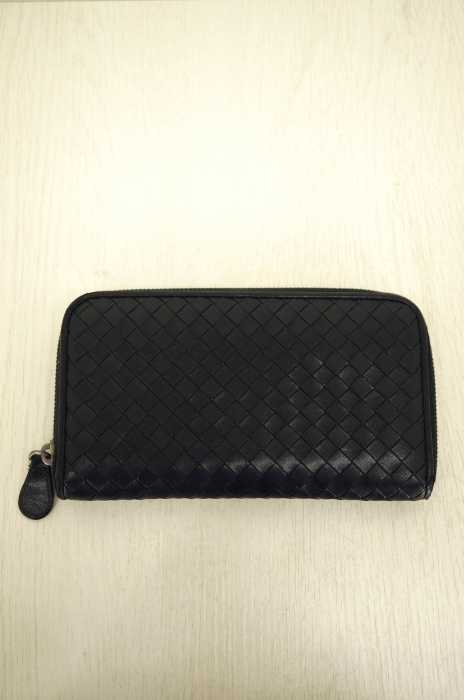 BOTTEGA VENETA (ボッテガヴェネタ) イントレチャート 編み込みレザー ラウンドジップ ウォレット メンズ 財布・ケース