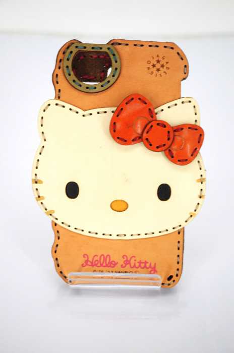 Ojaga design × SANRIO （オジャガデザイン × サンリオ） キャラクターレザースマホケース レディース ファッション雑貨