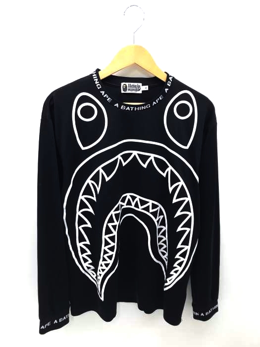 A BATHING APE（アベイシングエイプ） シャークフェイスポリステル メンズ トップス