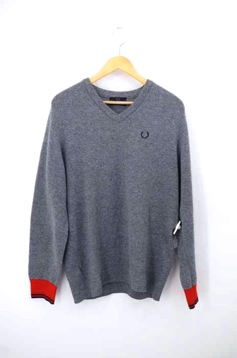 FRED PERRY(フレッドペリー) スコットランド製 ウールVネックニット メンズ トップス