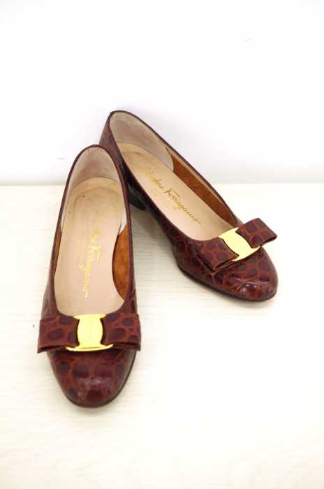 Salvatore Ferragamo （サルヴァトーレフェラガモ） クロコ型押しヴァラパンプス レディース シューズ