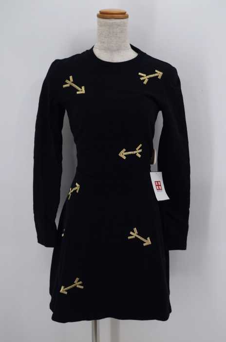 CARVEN (カルヴェン) Arrow Embroidered Aラインワンピース レディース ワンピース