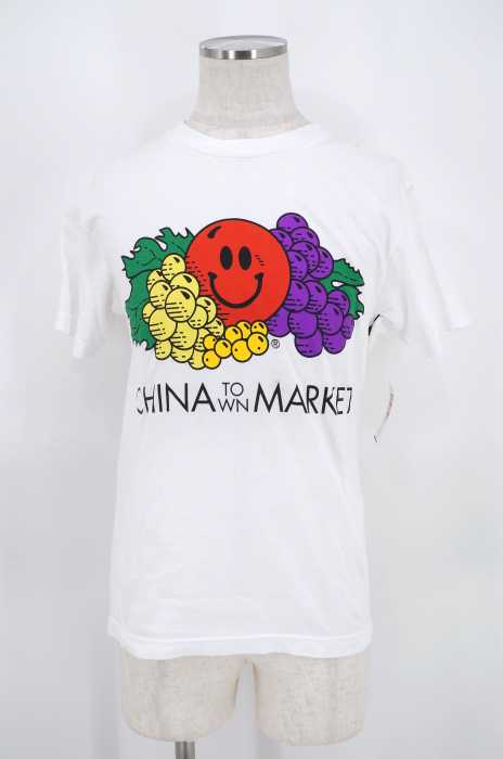 CHINATOWN MARKET（チャイナタウンマーケット） FRUIT SS TEE メンズ トップス