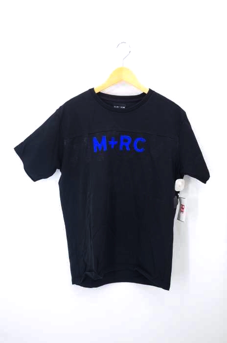 M+RC NOIR（マルシェノア） フロッキープリントフットボールTシャツ メンズ トップス