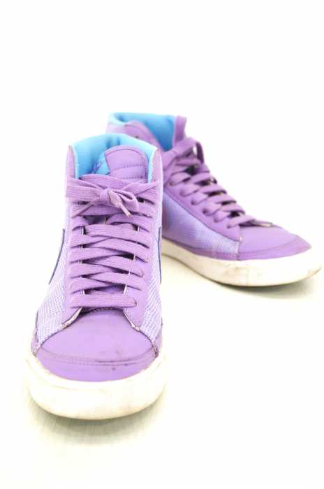 NIKE （ナイキ） WMNS BLAZER MID メンズ シューズ