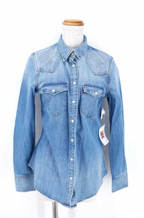 Levi's （リーバイス） 刺繍入り　デニム レディース トップス