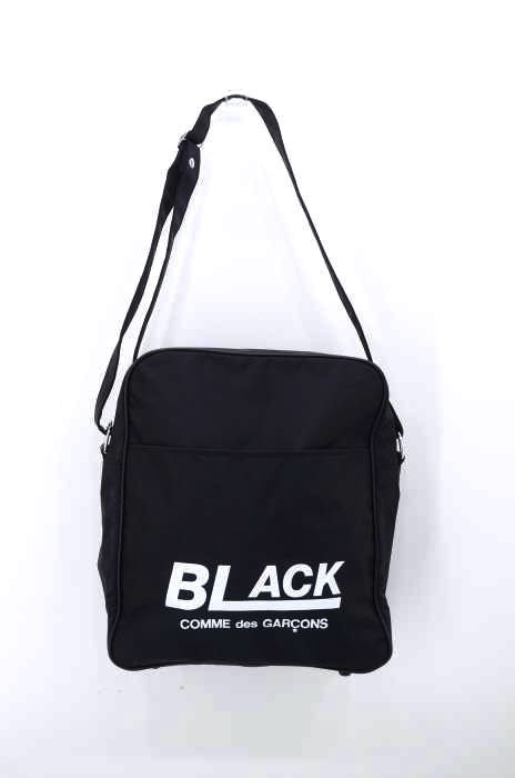BLACK COMME des GARCONS（ブラックコムデギャルソン） ロゴ エアライン ナイロンバショルダーバッグ メンズ バッグ