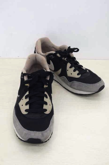 NIKE（ナイキ） AIR MAX LIGHT ESSENTIAL メンズ シューズ