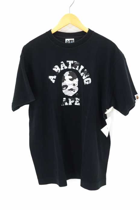 A BATHING APE （アベイシングエイプ） カモ柄ロゴプリントクルーネックTシャツ メンズ トップス