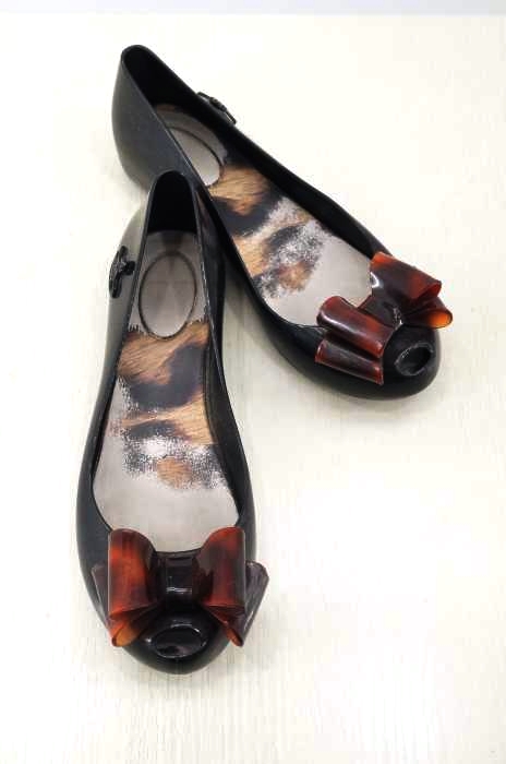 Vivienne Westwood（ヴィヴィアンウエストウッド） リボン装飾エナメルバレエシューズ レディース シューズ