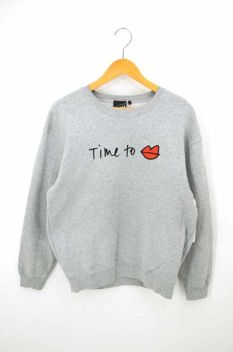 BEAMS T（ビームスティー） TIME TO KISS Sweat Crew クルーネックスウェット メンズ トップス