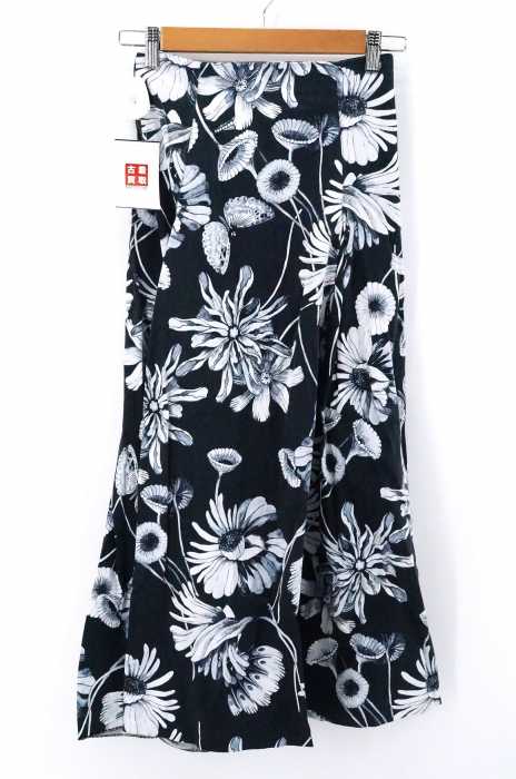 ZARA WOMAN （ザラ ウーマン） 花柄 フレアスカート レディース スカート