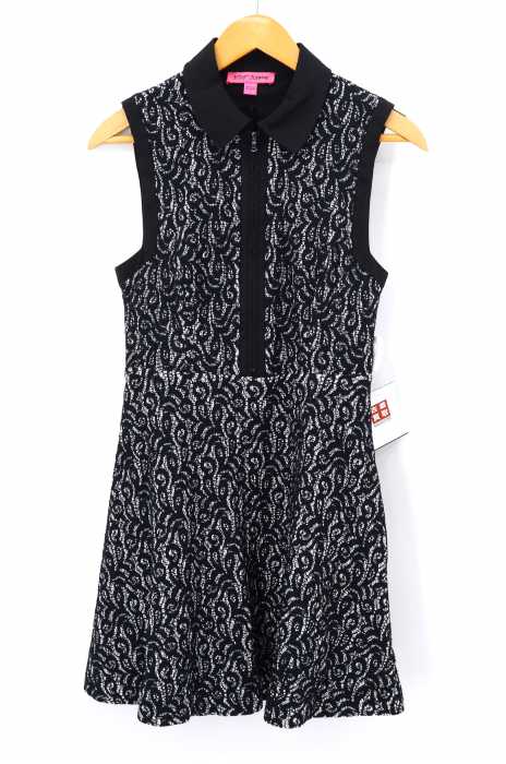 Betsey Johnson（ベッツィジョンソン） ハーフジップ総柄ノースリーブワンピース レディース ワンピース
