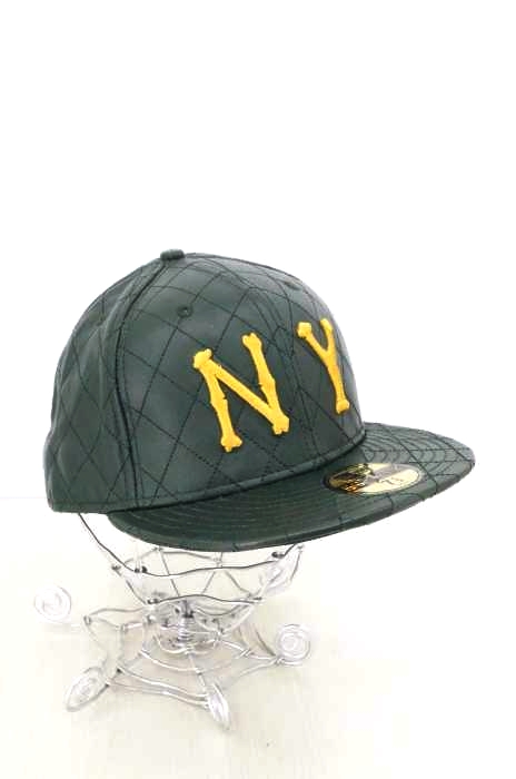 Supreme(シュプリーム) QUILTED LEATHER NEW ERA CAP メンズ 帽子