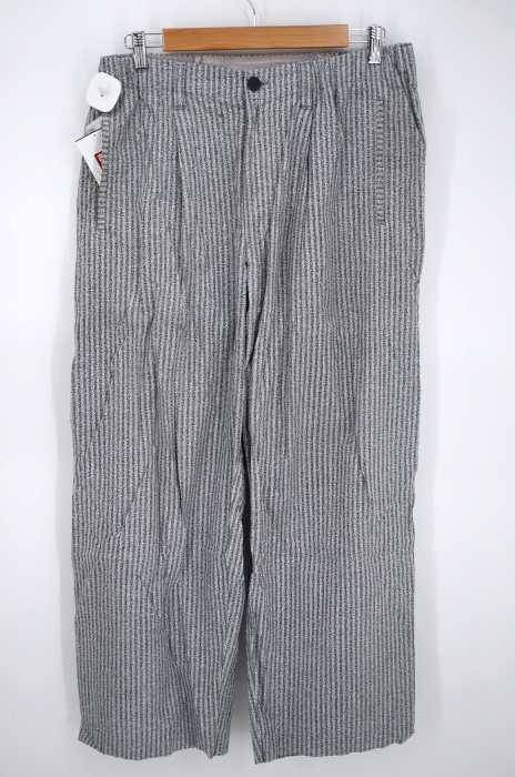 ISSEY MIYAKE（イッセイミヤケ） ストライプワイドパンツ メンズ パンツ