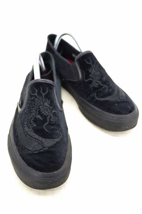 VANS × DELUXE（バンズ デラックス ） SLIP ON スリッポン 刺繍 ベロア メンズ シューズ