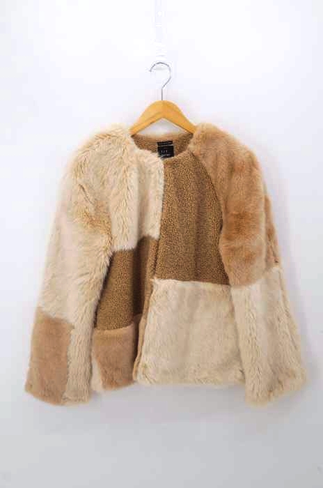 ZARA TRF OUTER WEAR(ザラティーアールエフアウターウェアー) ボア切替ファーコート レディース アウター