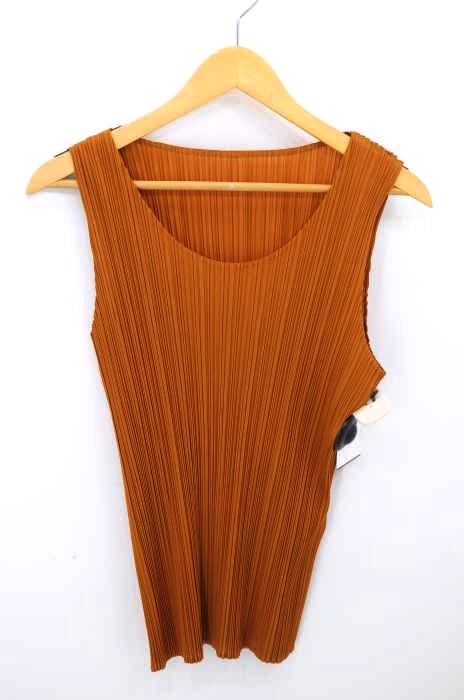 PLEATS PLEASE ISSEY MIYAKE（プリーツプリーズイッセイミヤケ） プリーツ加工 ノースリーブトップス レディース トップス