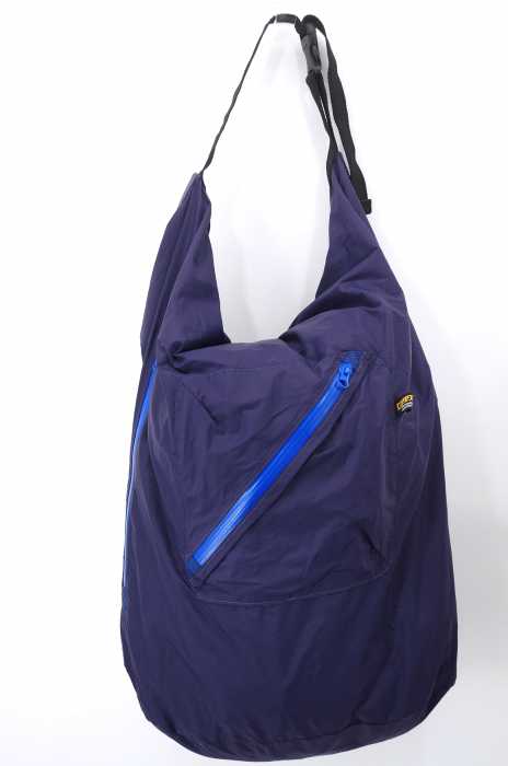 COMFY OUTDOOR GARMENT（コンフィーアウトドアガーメント） ROLL SHOULDER BAG 止水 メンズ バッグ