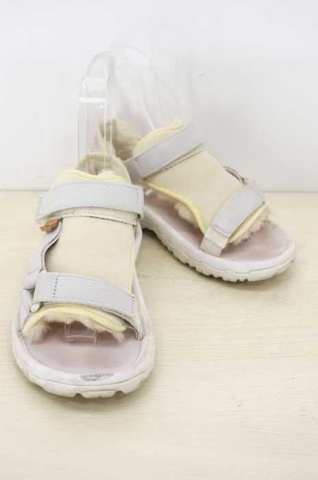 UGG×TEVA（アグ テバ） ムートンサンダル レディース シューズ