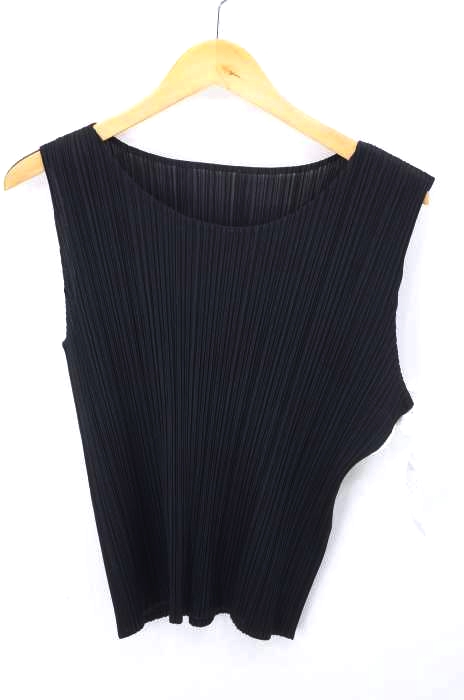 PLEATS PLEASE ISSEY MIYAKE（プリーツプリーズイッセイミヤケ