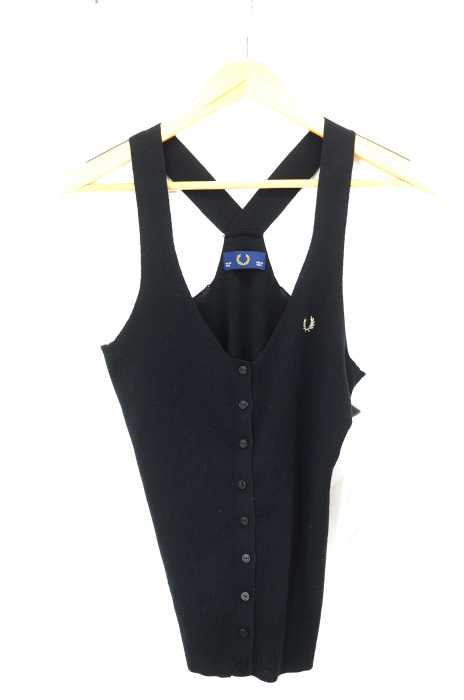 FRED PERRY （フレッドペリー） フロントボタンニットベスト レディース トップス