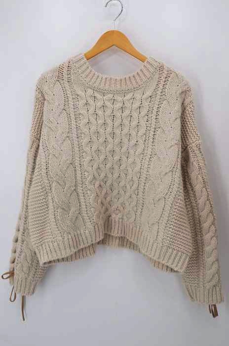 Ungrid（アングリッド） 19AW スリーブレースアップケーブルニット レディース トップス