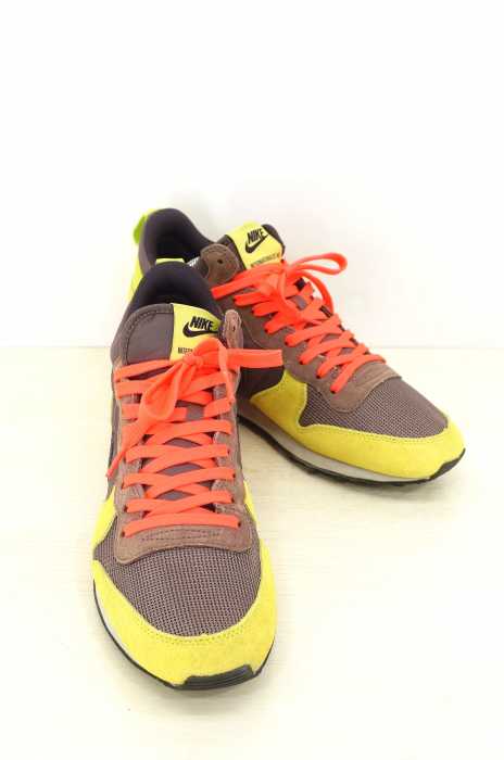 NIKE （ナイキ） INTERNATIONALIST MID インターナショナリスト ミッド メンズ シューズ