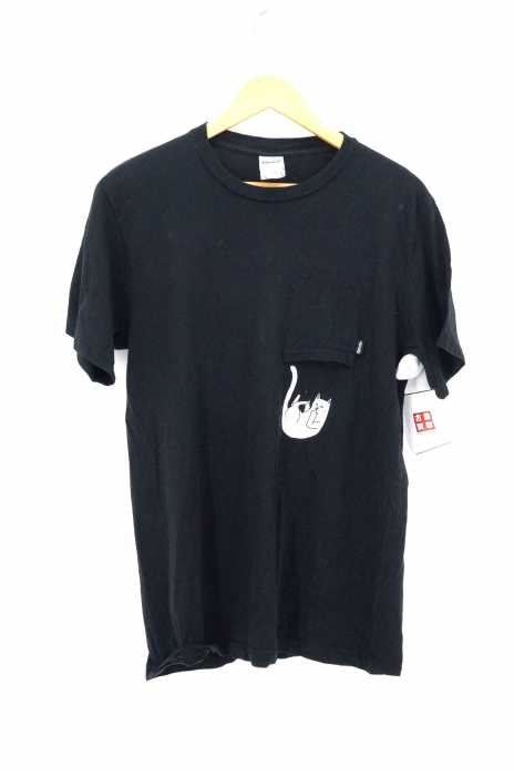 RIPNDIP(リップンディプ) 逆胸ポケットプリントコットンS/S Tシャツ メンズ トップス