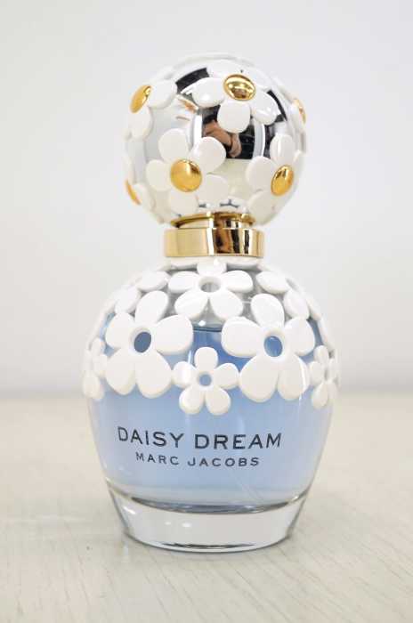 Marc by Marc Jacobs （マークバイマークジェイコブス） DAISY DREAM フラワーモチーフ　香水 50ml レディース ファッション雑貨