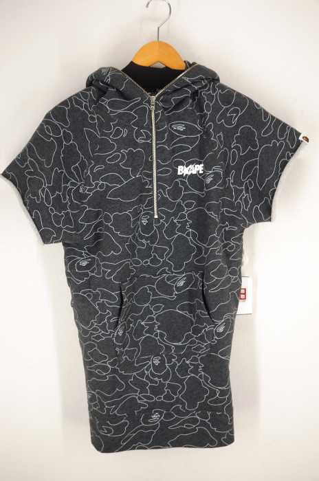 A BATHING APE （アベイシングエイプ） ハーフジップ サルカモ レディース ワンピース
