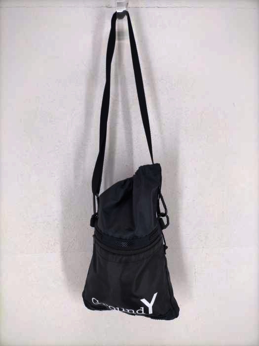 Ground Y Yohji Yamamoto(グラウンドワイ ヨウジヤマモト) ロゴプリントリップストップショルダーバッグ メンズ バッグ