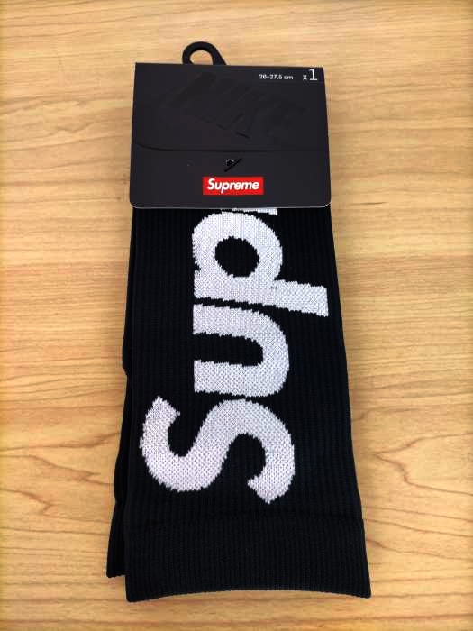 Supreme（シュプリーム） LIGHTWEIGHT CREW SOCKS メンズ ファッション雑貨