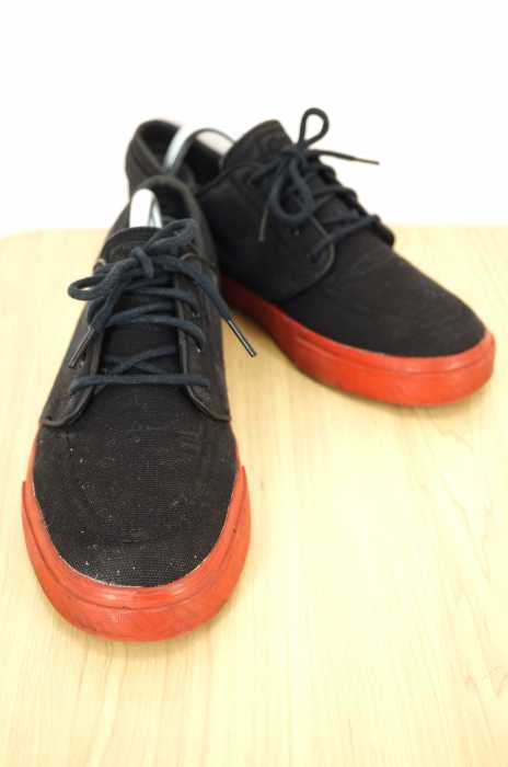 NIKE SB （ナイキスケートボーディング） ZOOM STEFAN JANOSKI メンズ シューズ