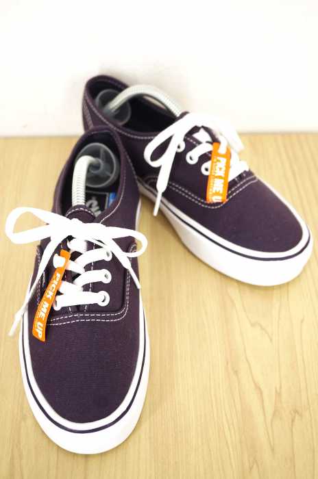 VANS （バンズ ） ULTRACUSH LITE オーセンティック レディース シューズ