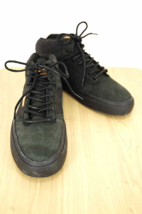 VANS （バンズ ） レザー ミッドカット メンズ シューズ