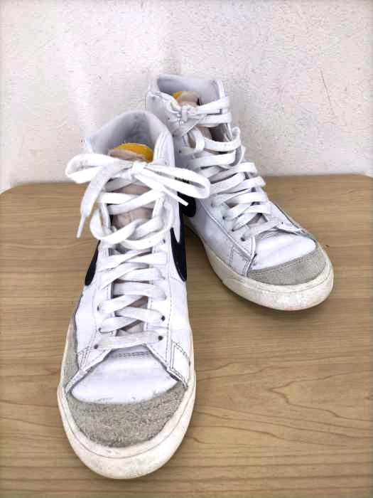 NIKE（ナイキ） W BLAZER MID レディース シューズ