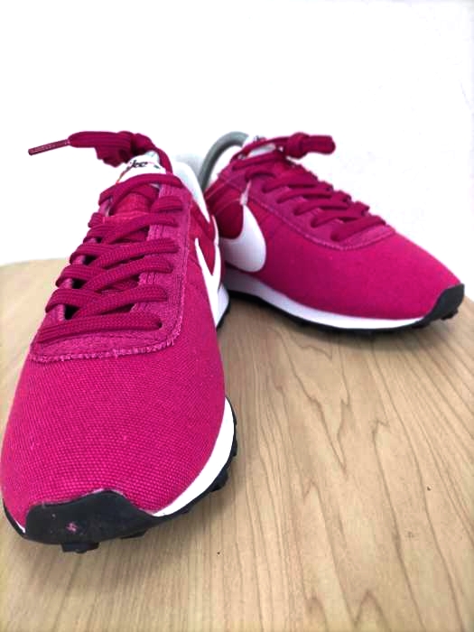 NIKE（ナイキ） PRE MONTREAL RACER VNTG レディース シューズ