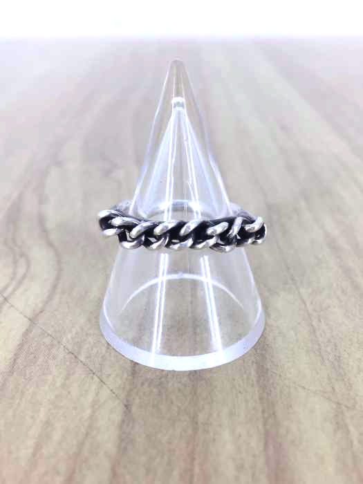 IOSSELLIANI（イオッセリアーニ） デザインシルバーカラーリング レディース アクセサリー