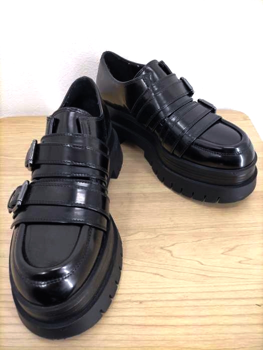 BERSHKA（ベルシュカ） ベルクロエナメルシューズ レディース シューズ