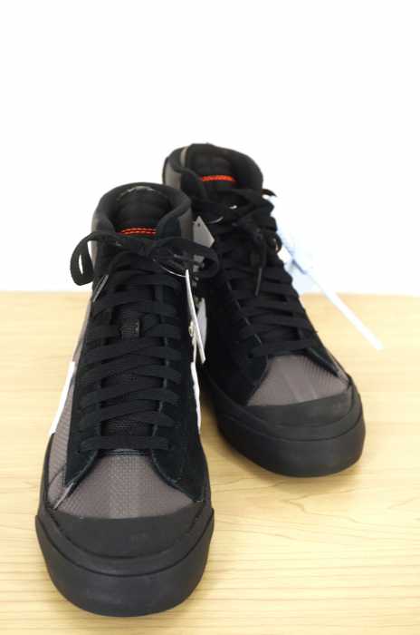 NIKE × OFF-WHITE（ナイキ オフホワイト） THE 10 BLAZER MID メンズ シューズ