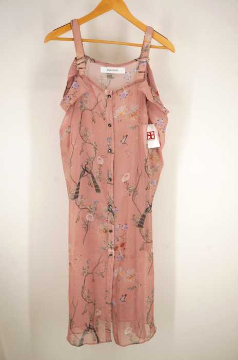 MADE IN HEAVEN（メイドインヘブン） Brick Lane Bell C オフショルダーシフォンワンピース レディース ワンピース