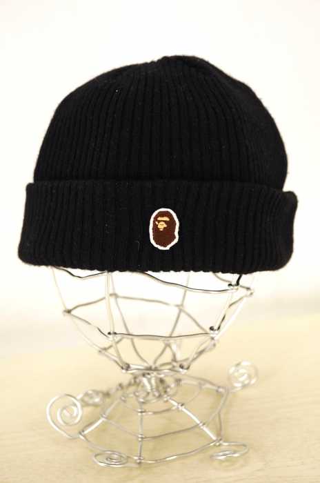 A BATHING APE （アベイシングエイプ） ワンポイントニットキャップ メンズ 帽子