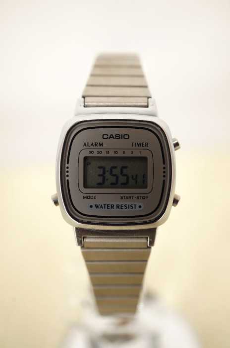 CASIO (カシオ) LA670W 腕時計 メンズ 腕時計