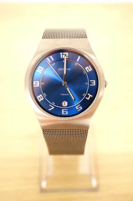 BERING(ベーリング) ULTRA SLIM TITANIUM メンズ 腕時計