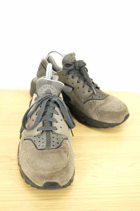 NIKE （ナイキ） AIR HUARCHE レディース シューズ