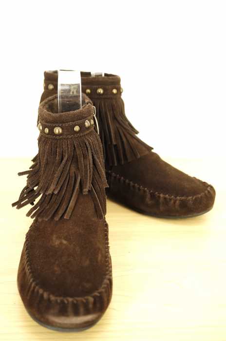 Minnetonka （ミネトンカ） ELIZA SUEDE BOOT  エリザ スエード フリンジ ブーツ レディース シューズ