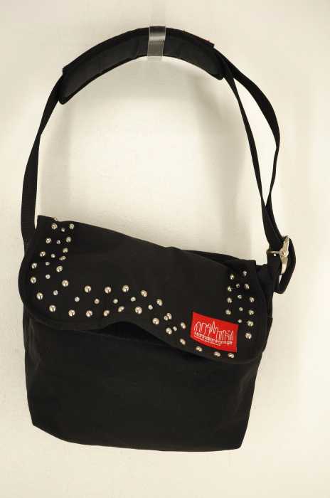 Manhattan Portage （マンハッタンポーテージ） スタッズ装飾ショルダーバッグ レディース バッグ