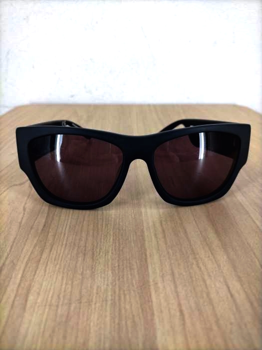 Alexander Wang（アレキサンダーワン） ロゴフレームサングラス メンズ ファッション雑貨