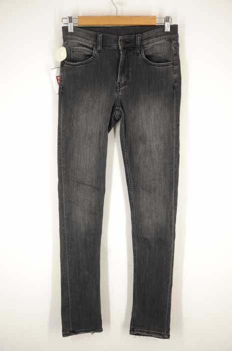 CHEAP MONDAY  （チープマンデー） スキニーデニムパンツ メンズ パンツ